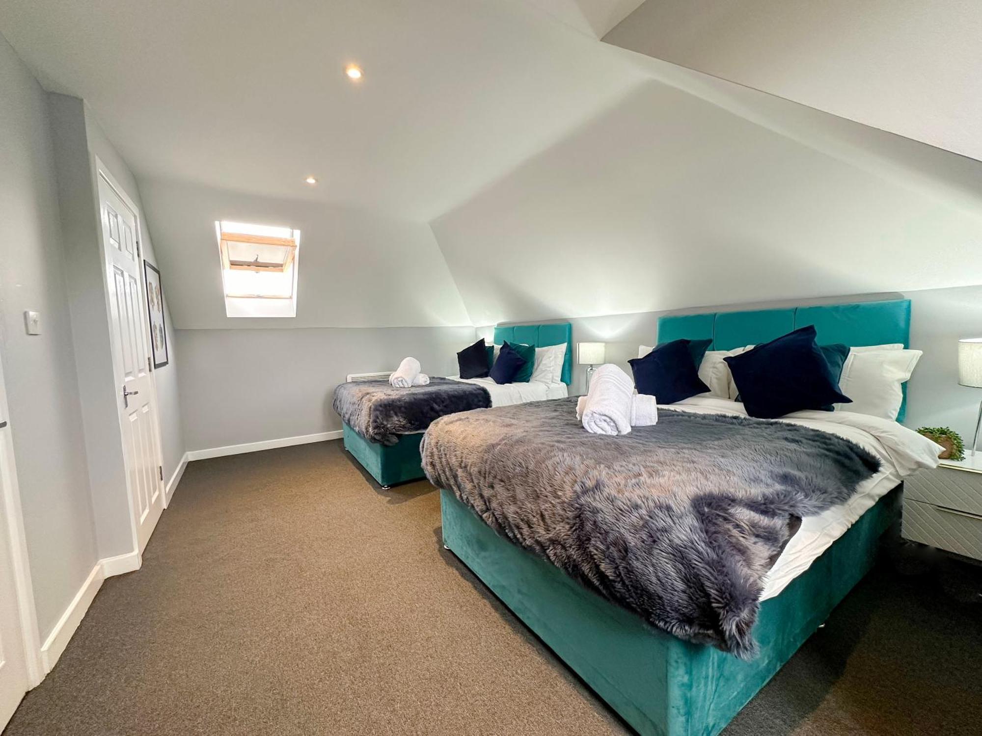 Luxury Boutique Apartments Block Free Street Parking Hounslow Dış mekan fotoğraf