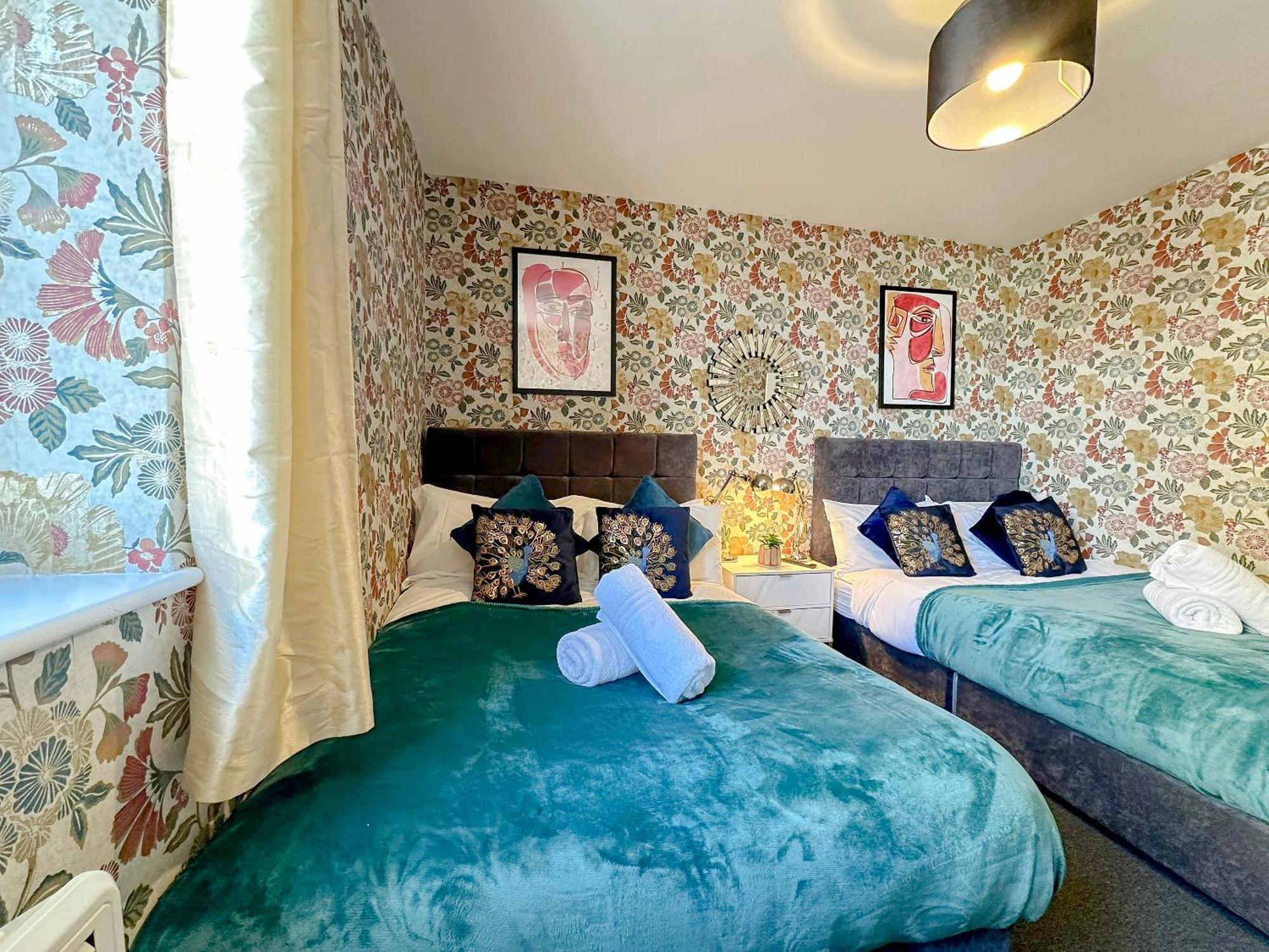 Luxury Boutique Apartments Block Free Street Parking Hounslow Dış mekan fotoğraf